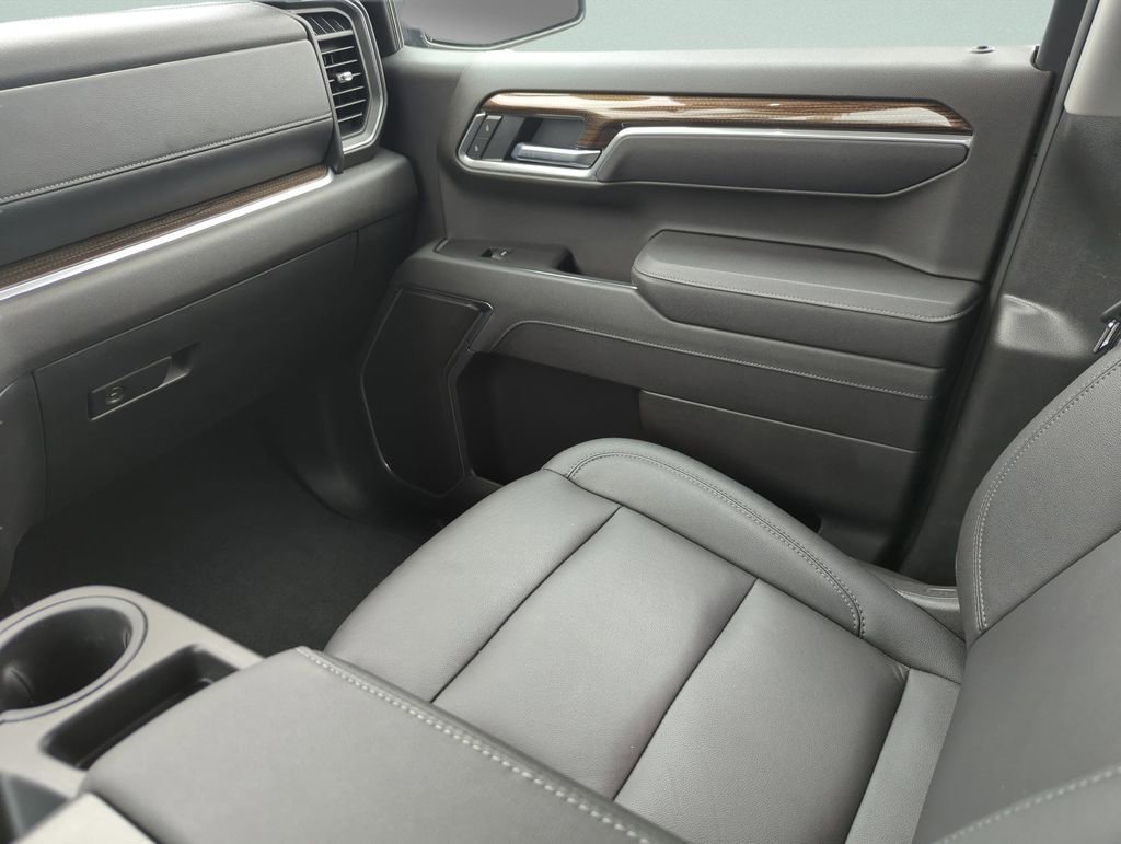 Used 2025 Chevrolet Silverado 1500 LT w/ All Star Edition Plus AWD/4WD image 23