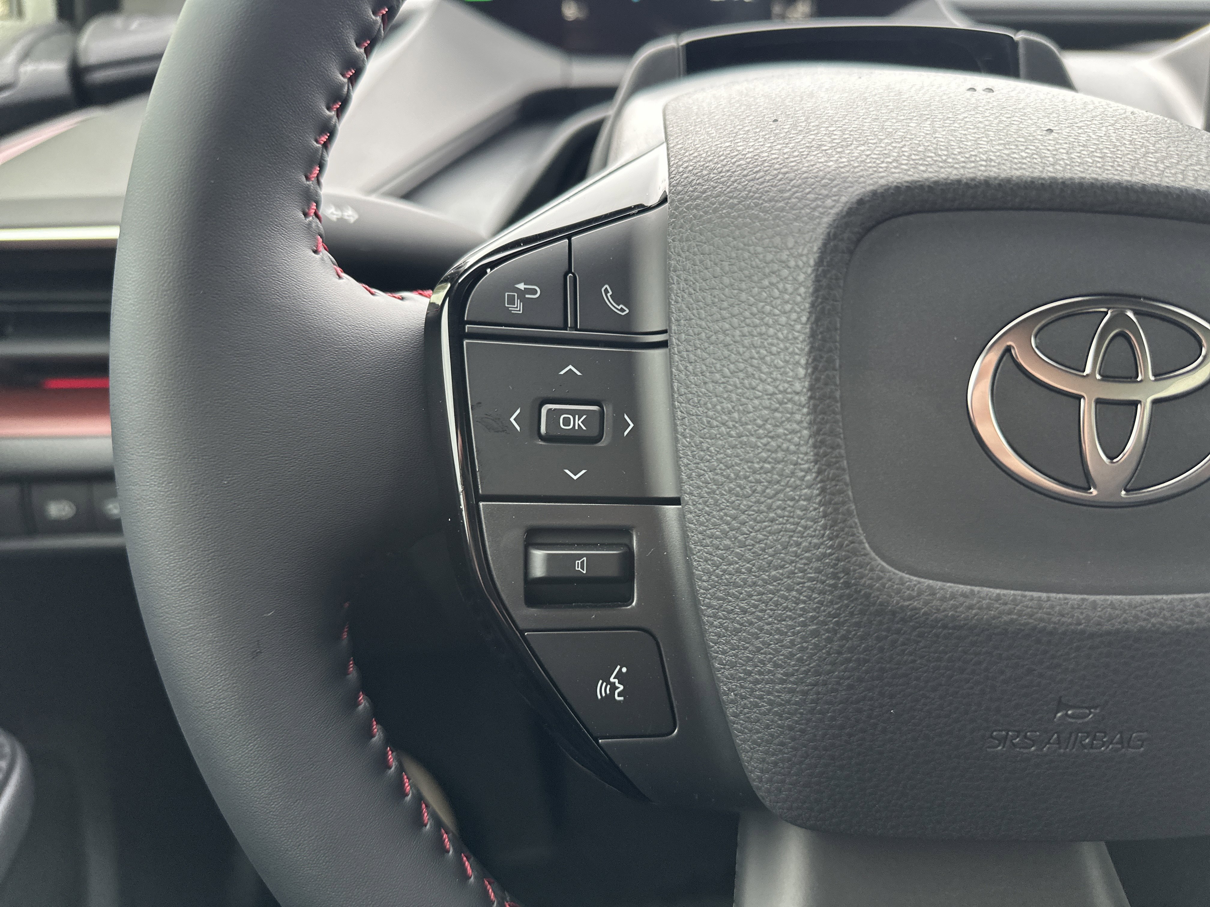 New 2026 Toyota Prius Plug-In Hybrid image 24