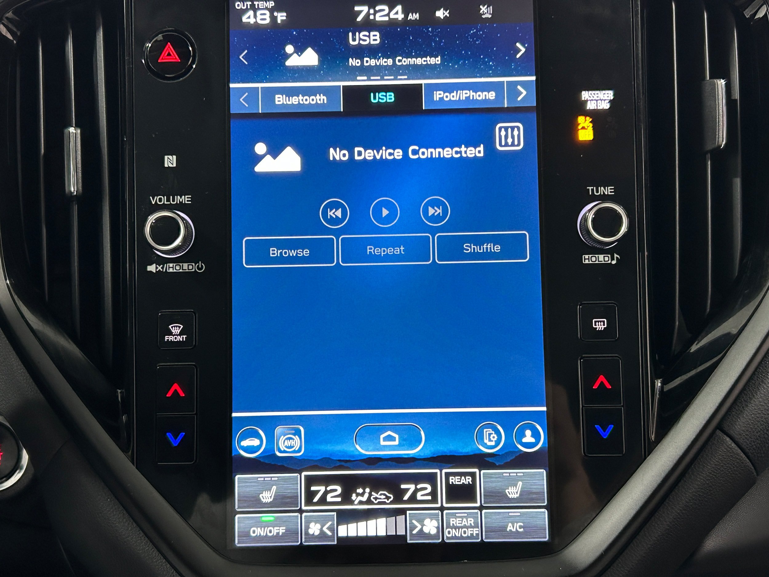 Used 2023 Subaru Ascent Onyx Edition AWD/4WD image 6