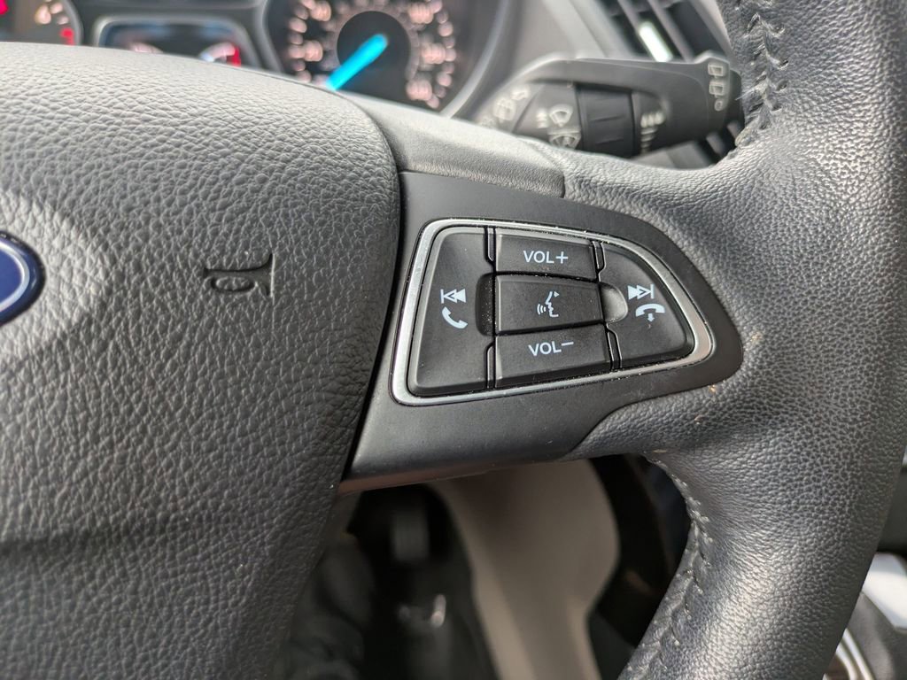 Used 2019 Ford Escape Titanium image 27