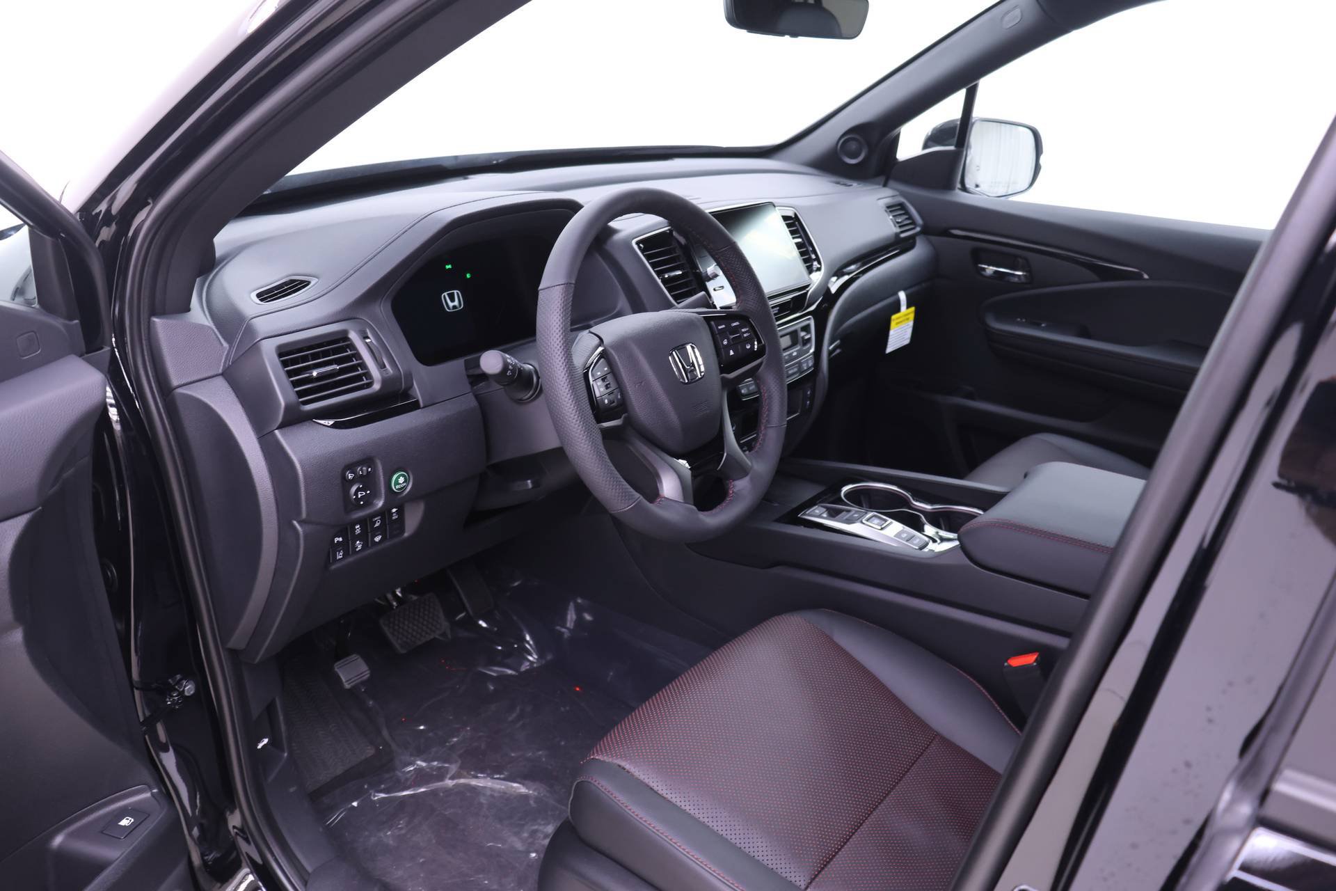 New 2026 Honda Ridgeline Black Edition image 3