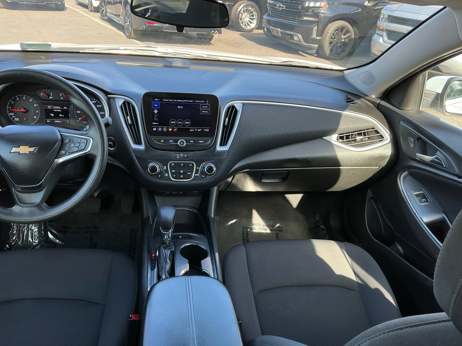 Used 2023 Chevrolet Malibu LT FWD image 17