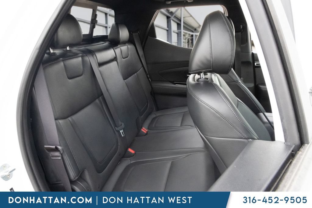 Used 2022 Hyundai Santa Cruz Limited AWD/4WD image 19