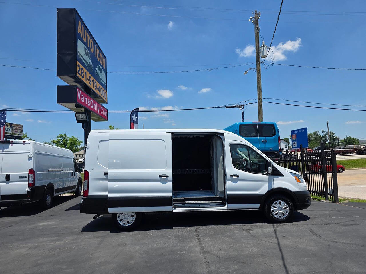 Used 2021 Ford Transit 250 Medium Roof w/ Load Area Protection Package RWD image 5