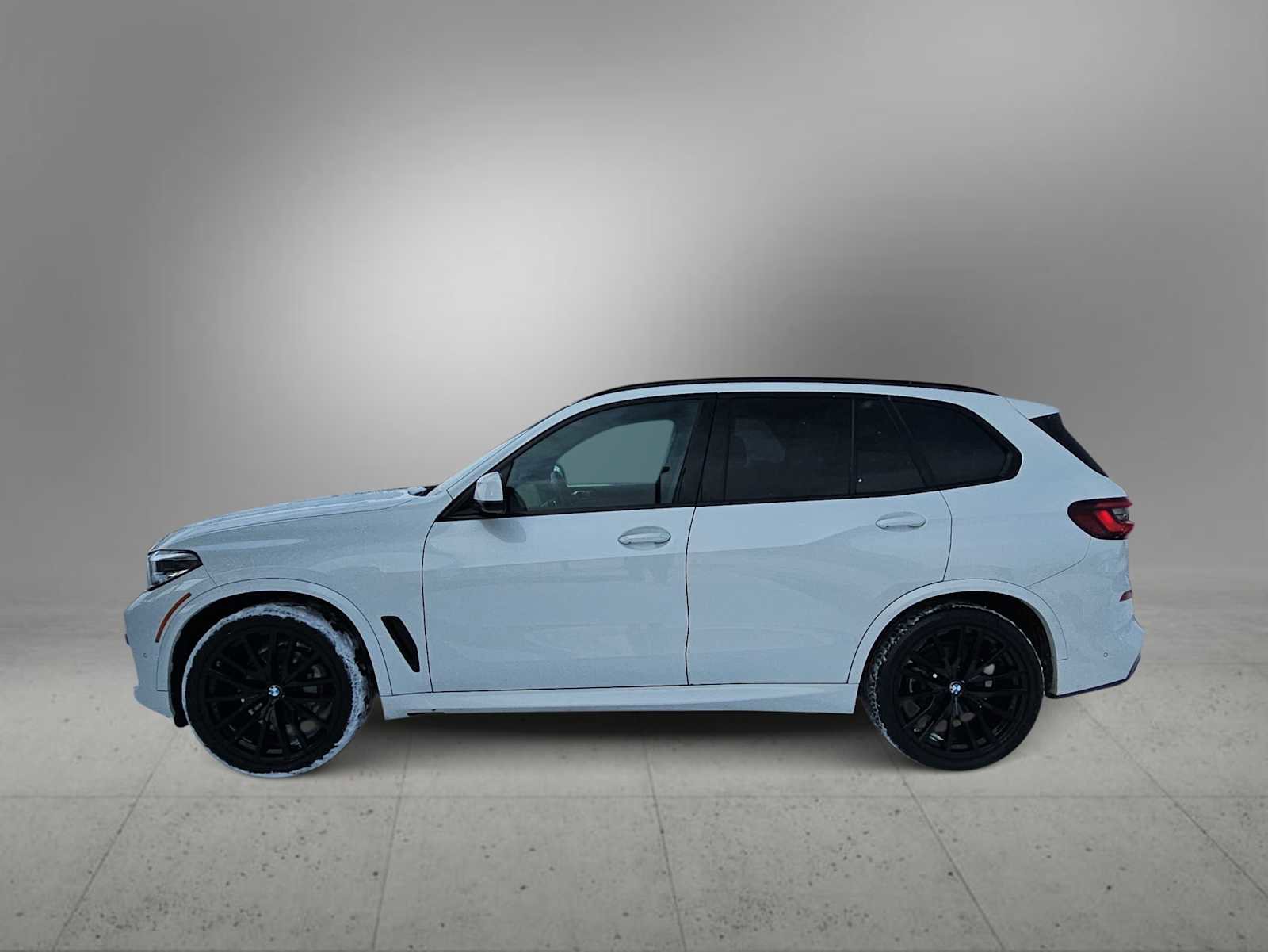 Certified 2023 BMW X5 xDrive40i w/ M Sport Package image 5
