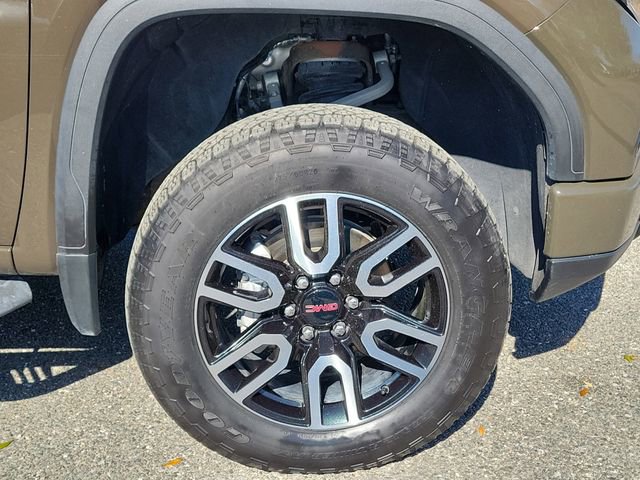Certified 2023 GMC Sierra 1500 AT4 w/ Technology Package image 6