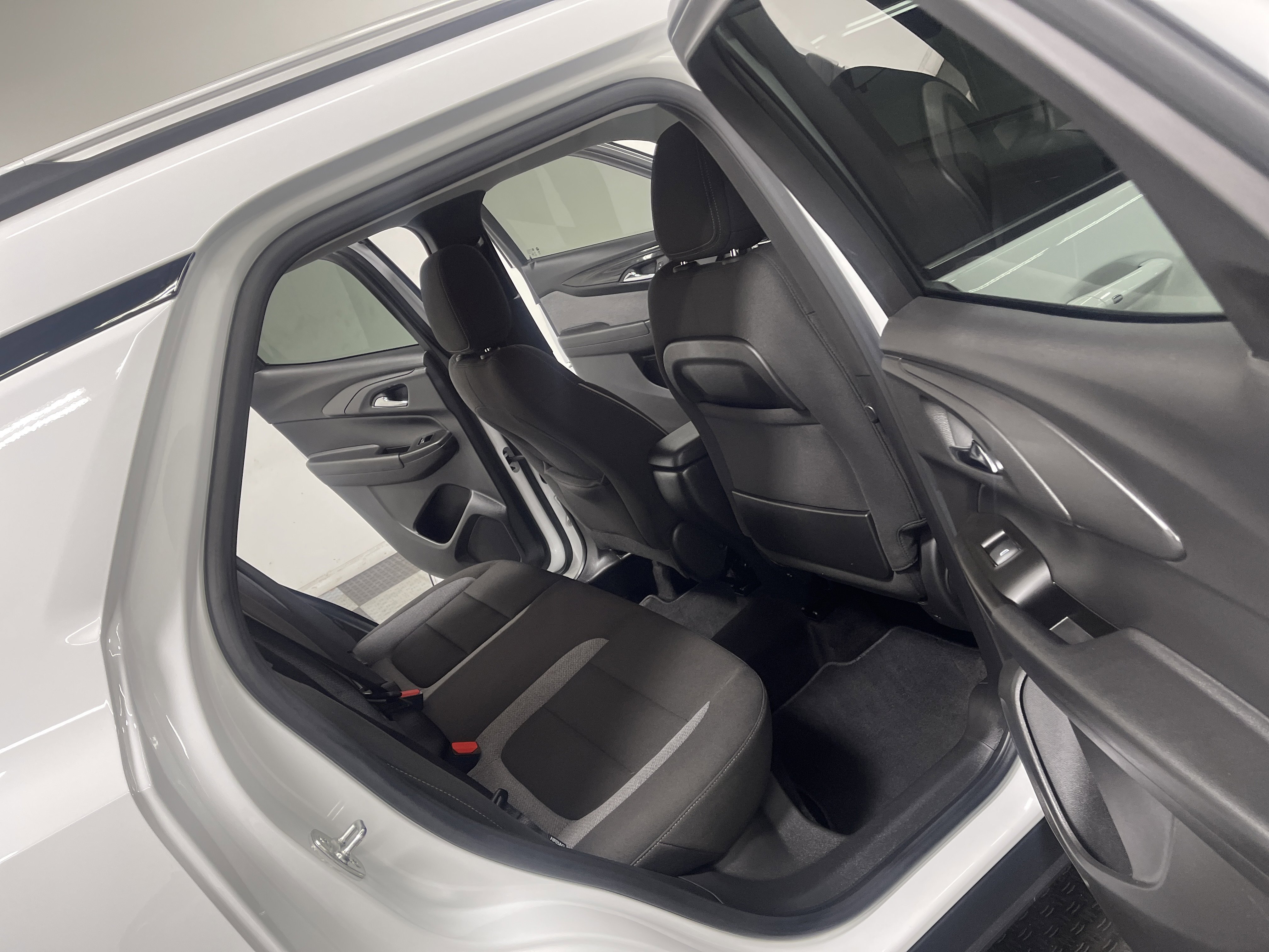 Used 2024 Chevrolet TrailBlazer LT image 18