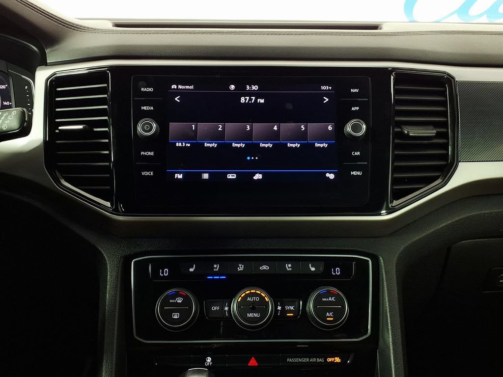 Used 2020 Volkswagen Atlas Cross Sport SEL Premium AWD/4WD image 24