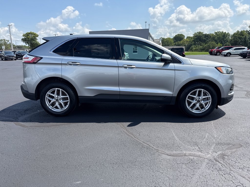 Used 2024 Ford Edge SEL w/ Convenience Package AWD/4WD image 8