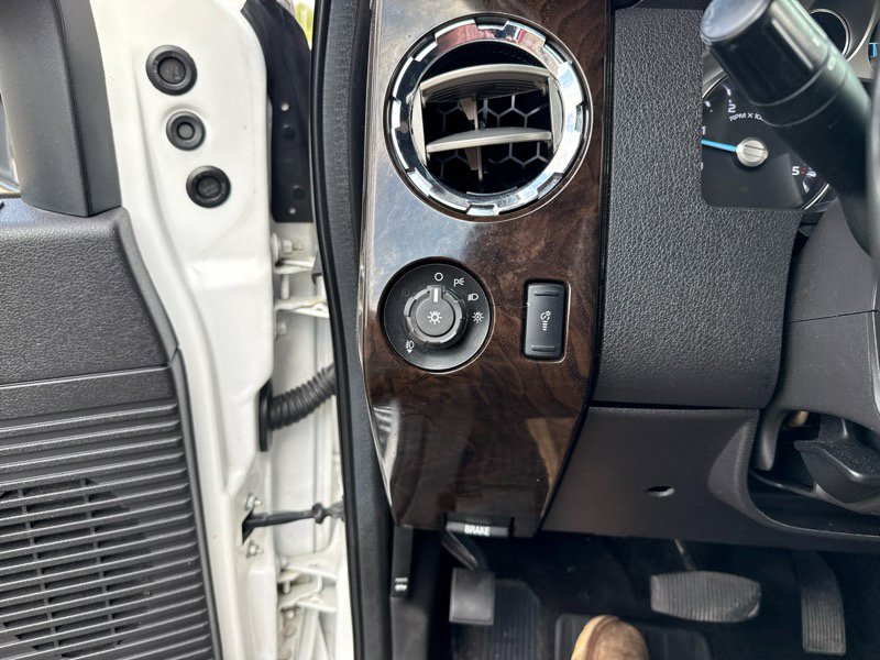 Used 2016 Ford F350 Platinum w/ Snow Plow Prep Package image 22