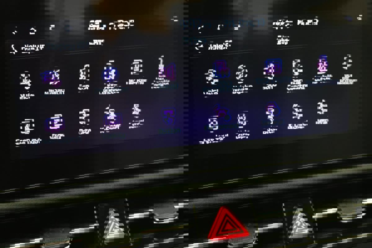 Used 2024 Kia Niro EX image 50