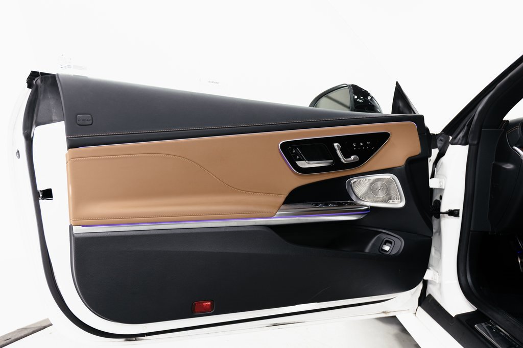 Used 2024 Mercedes-Benz CLE 300 4MATIC Cabriolet image 5