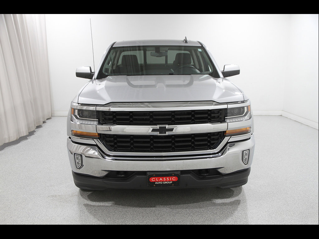 Used 2018 Chevrolet Silverado 1500 LT w/ All Star Edition AWD/4WD image 2