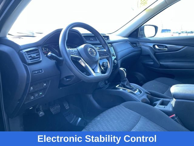 Used 2018 Nissan Rogue S image 11