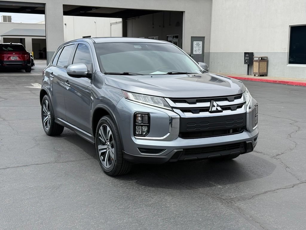 Used 2020 Mitsubishi Outlander Sport SE FWD image 1