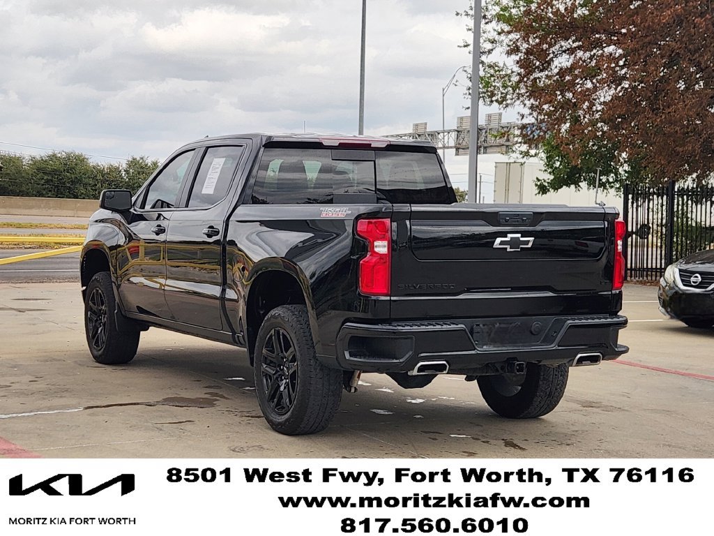 Used 2025 Chevrolet Silverado 1500 LT Trail Boss w/ Convenience Package II AWD/4WD image 6
