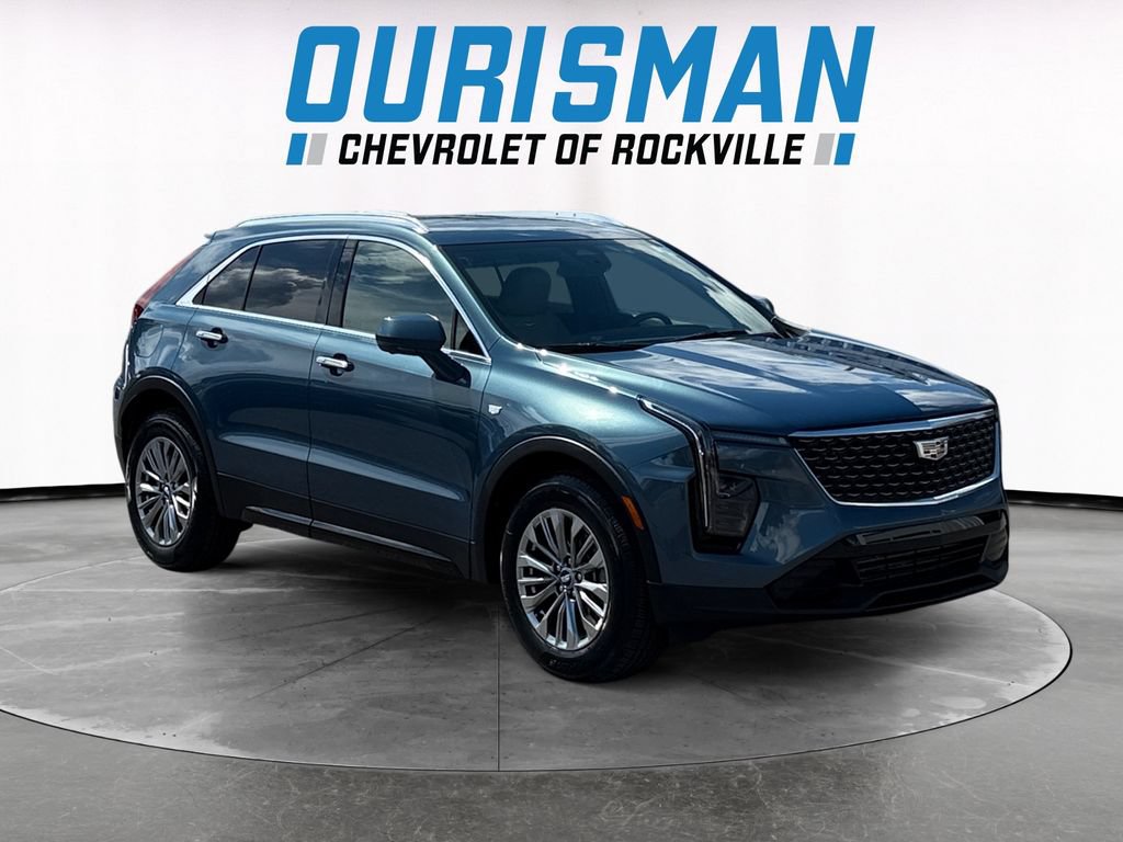 Used 2025 Cadillac XT4 Premium Luxury FWD image 1