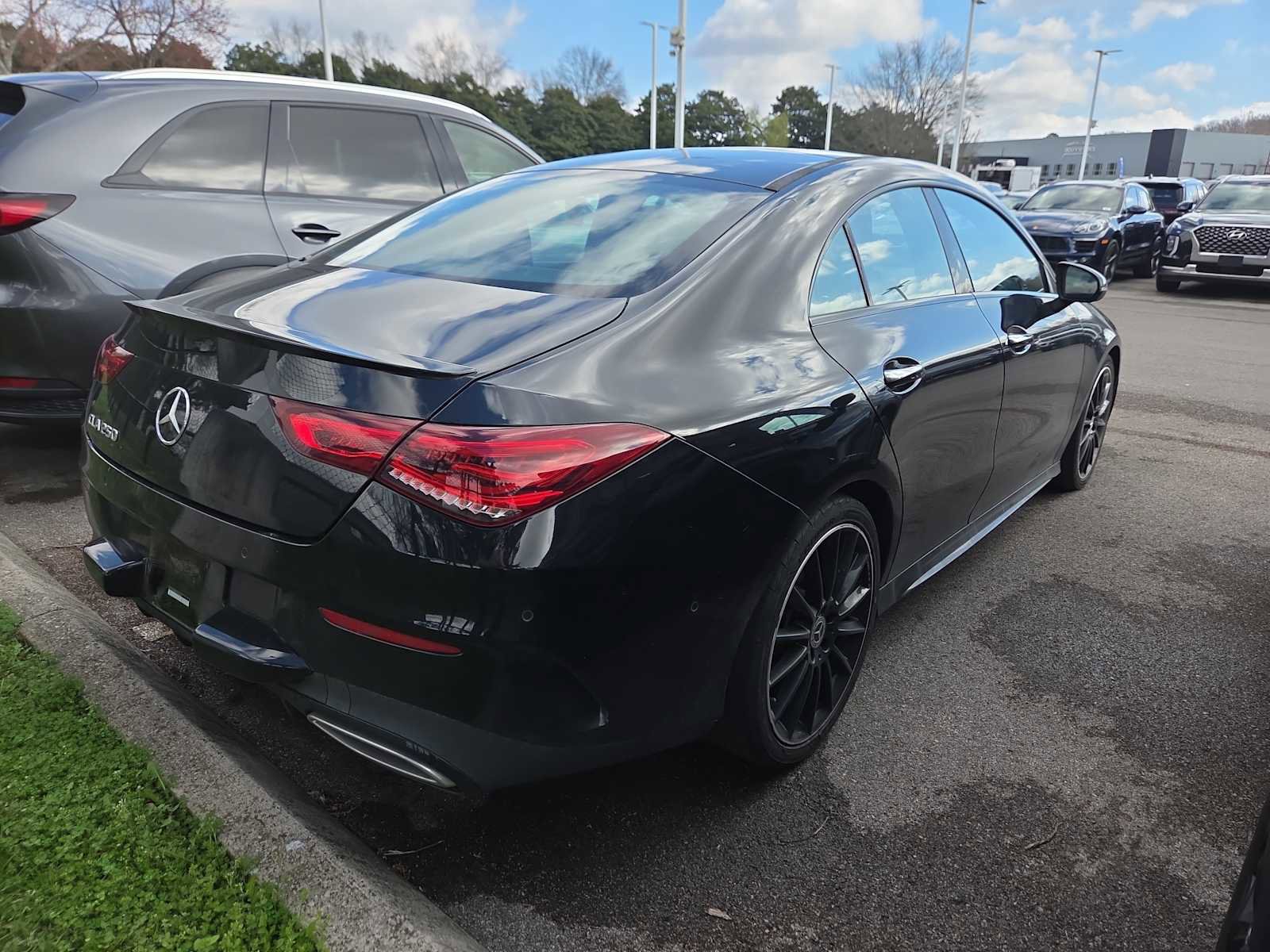 Used 2023 Mercedes-Benz CLA 250 image 2