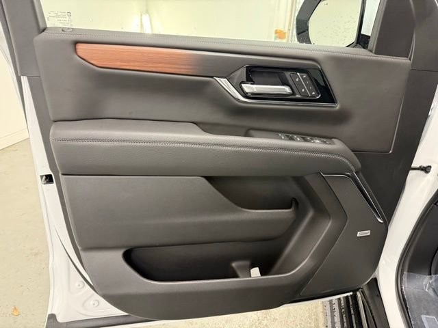 New 2026 GMC Yukon XL Denali w/ Sun & Power Step Package image 14