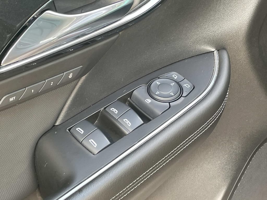Used 2024 Buick Envision Preferred AWD/4WD image 16