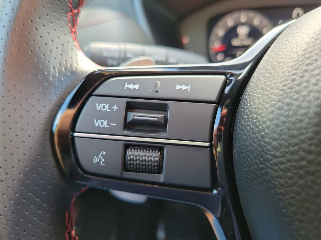 Certified 2025 Acura ADX A-Spec image 24