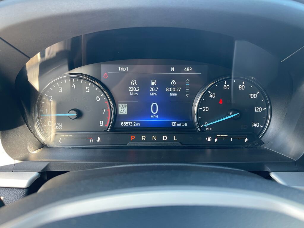 Used 2022 Ford Explorer XLT w/ Equipment Group 202A image 16