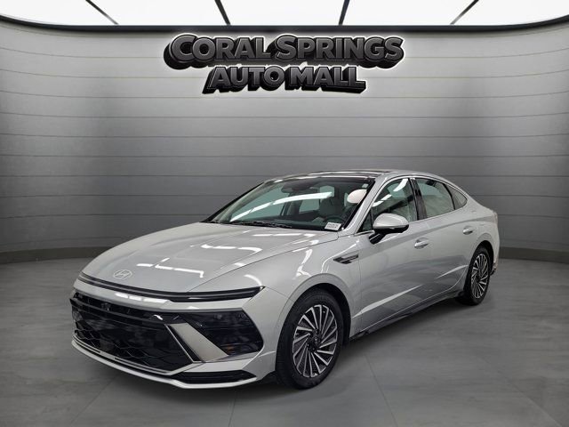 Used 2024 Hyundai Sonata Limited image 3