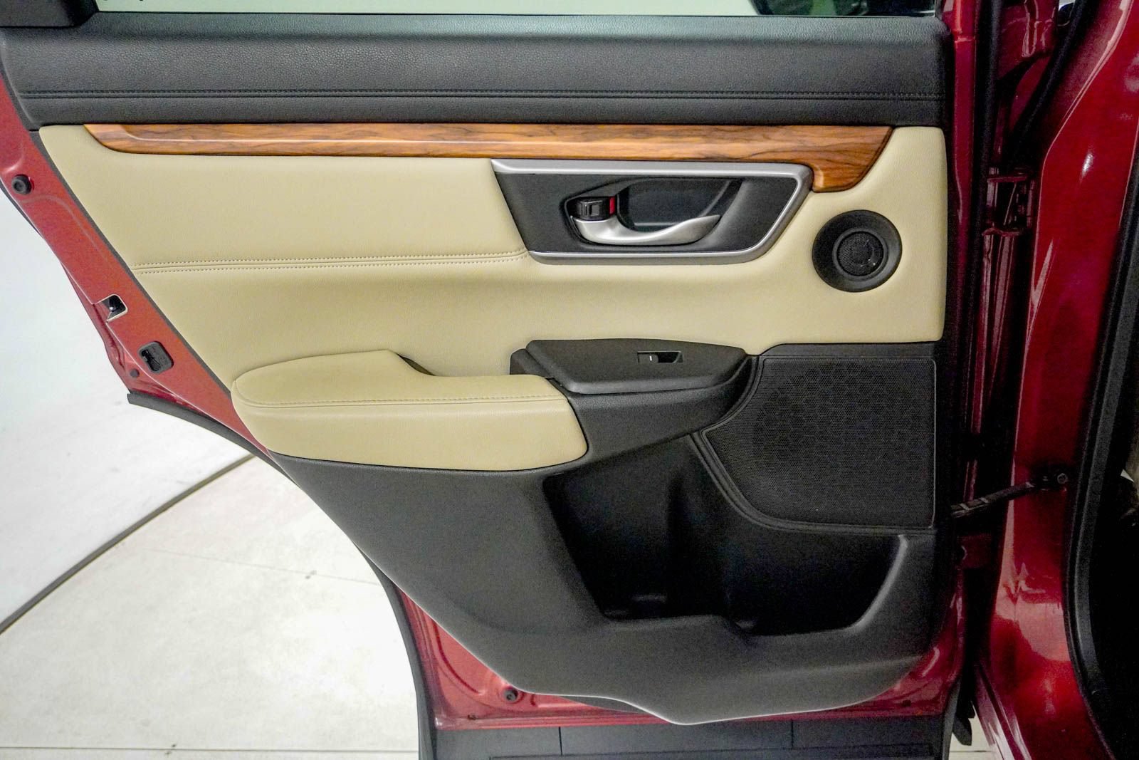 Used 2017 Honda CR-V EX-L image 36