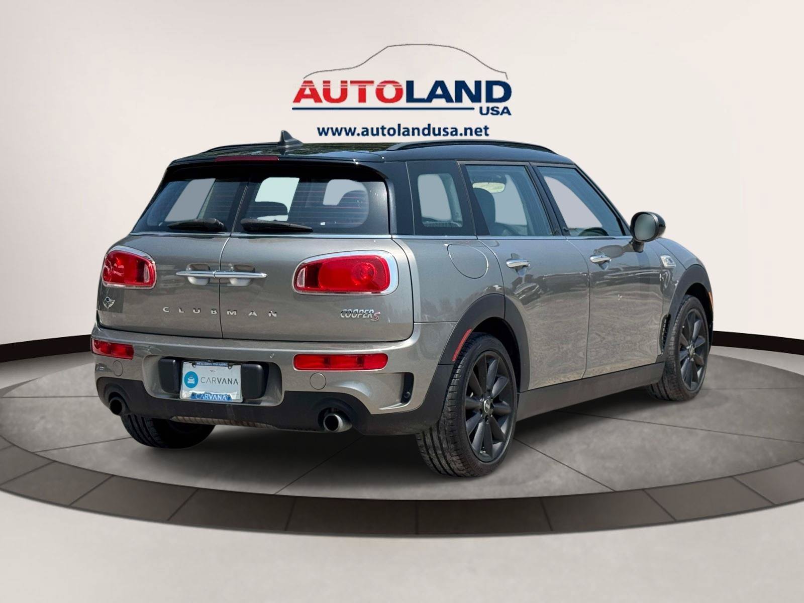 Used 2017 MINI Cooper Clubman S FWD image 4