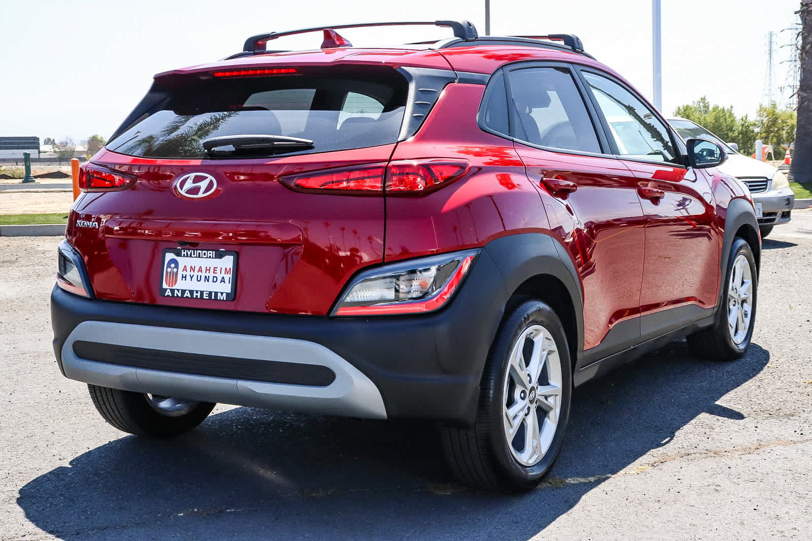 Used 2023 Hyundai Kona SEL w/ Cargo Package FWD image 7