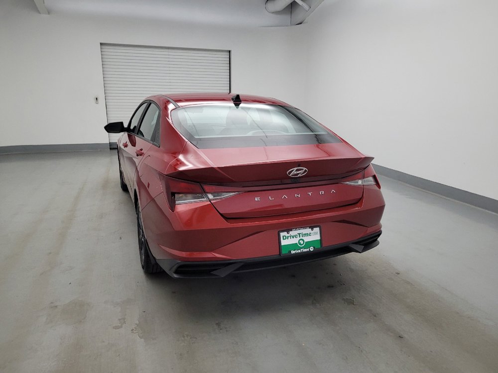 Used 2023 Hyundai Elantra SEL FWD image 6