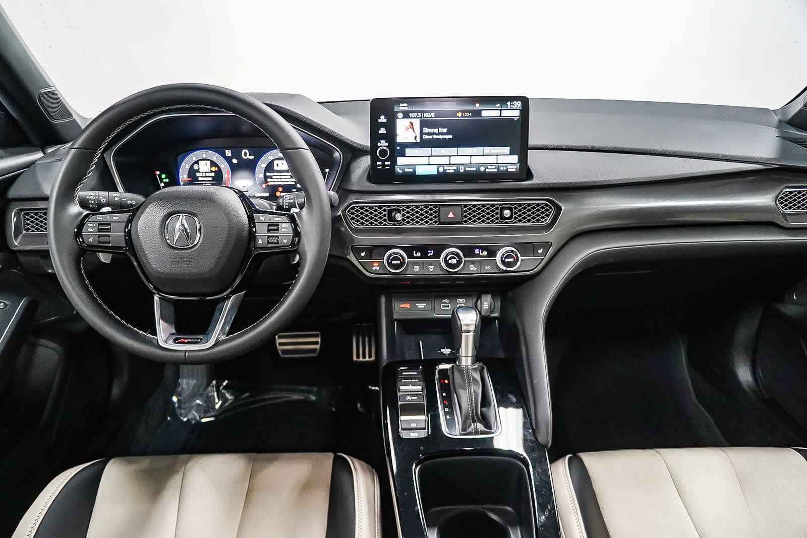 Used 2025 Acura Integra A-Spec image 14