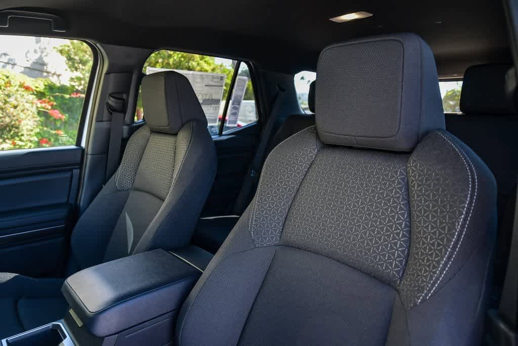 New 2025 Toyota 4Runner SR5 AWD/4WD image 19