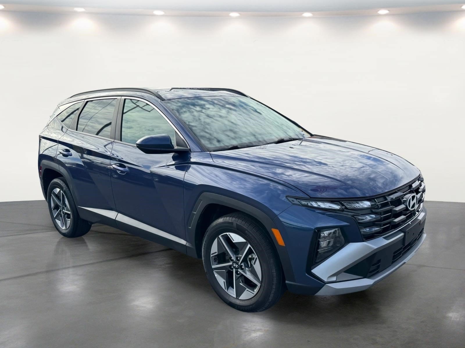 Used 2025 Hyundai Tucson SEL AWD/4WD image 2