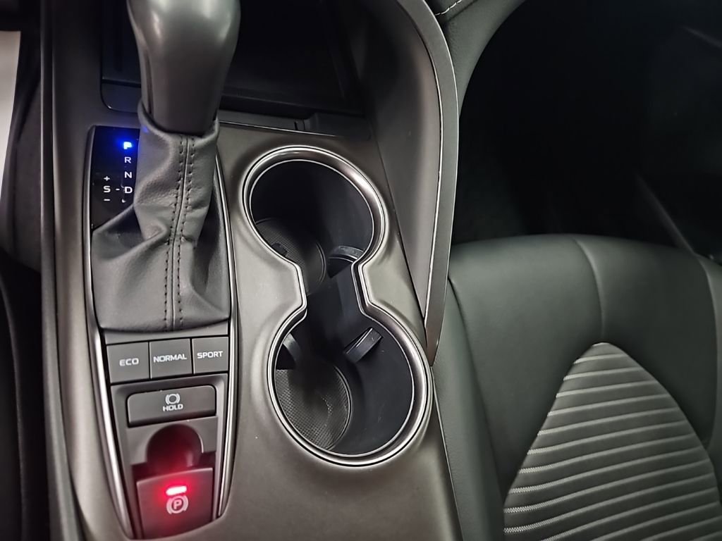 Used 2023 Toyota Camry SE image 26