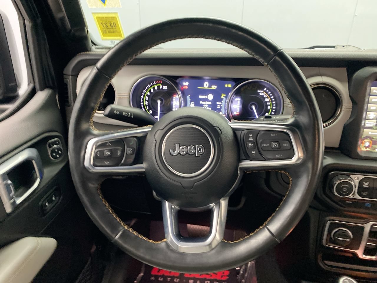 Used 2022 Jeep Wrangler Unlimited Sahara AWD/4WD image 16