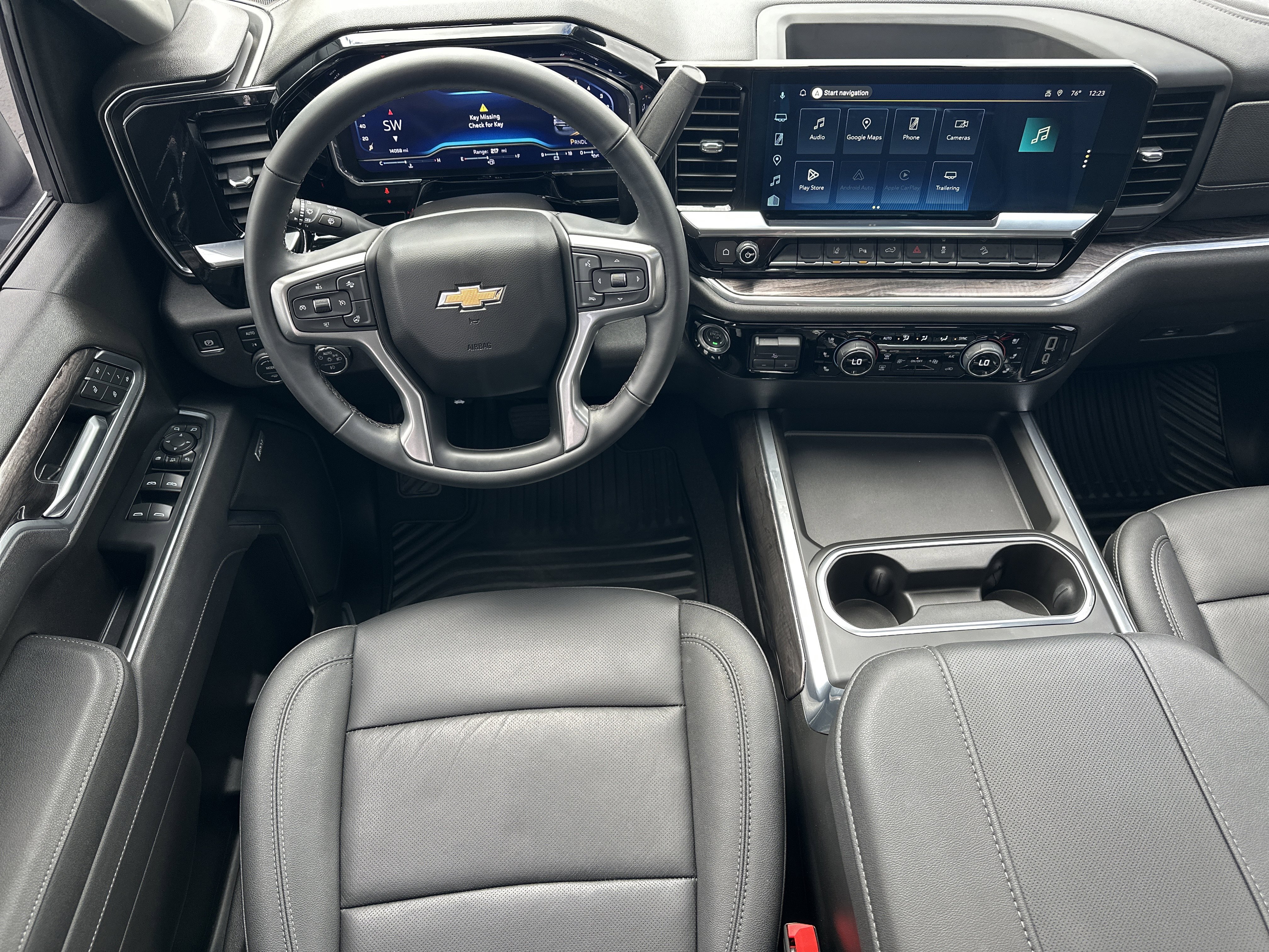 Certified 2025 Chevrolet Silverado 2500 LTZ w/ LTZ Plus Package image 24