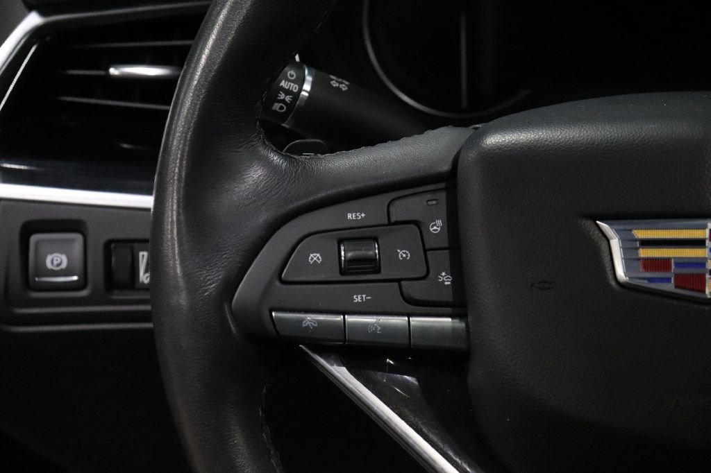 Used 2024 Cadillac XT6 Premium Luxury w/ LPO, Floor Liner Package image 29