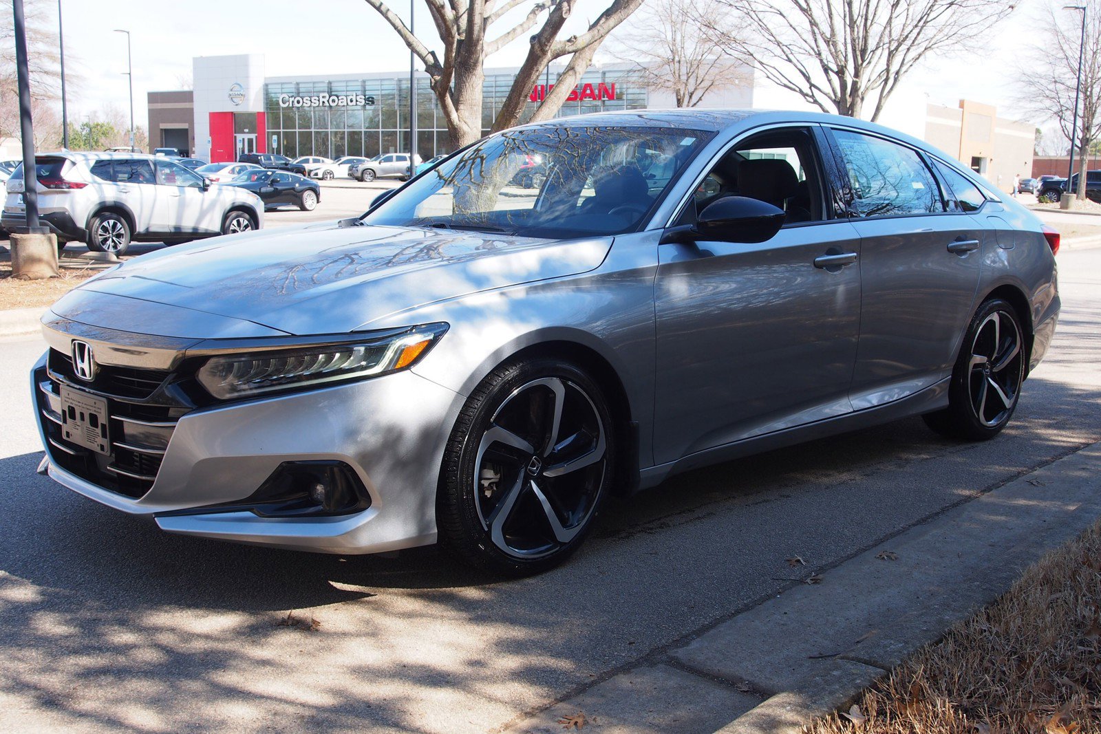 Used 2022 Honda Accord Sport image 3