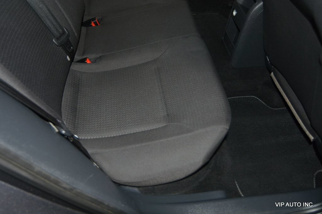 Used 2015 Volkswagen Jetta SE FWD image 28
