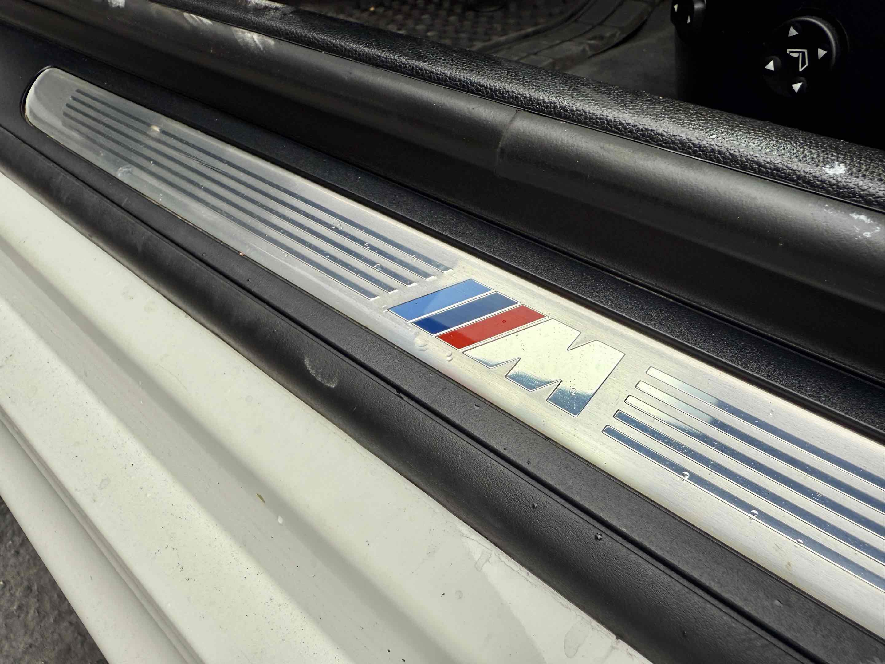 Used 2011 BMW 328i xDrive Coupe image 28