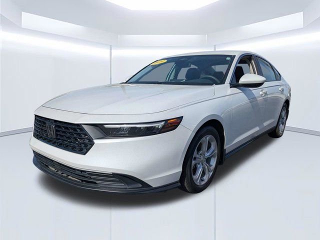 Used 2023 Honda Accord LX image 8
