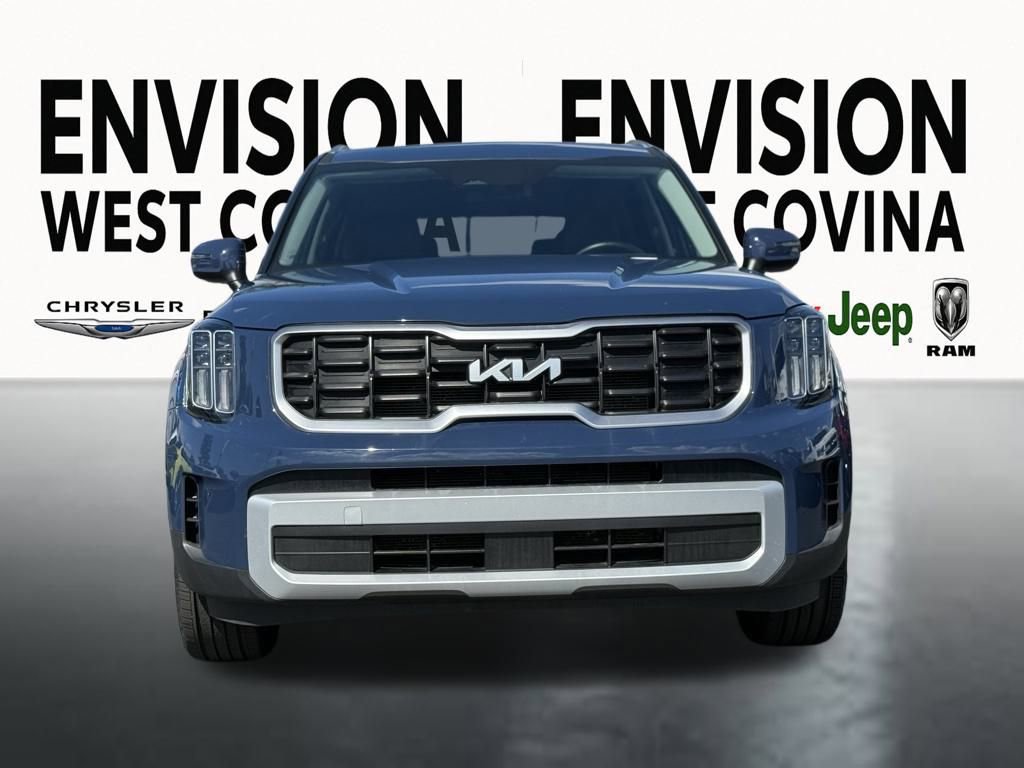 Used 2025 Kia Telluride S image 3