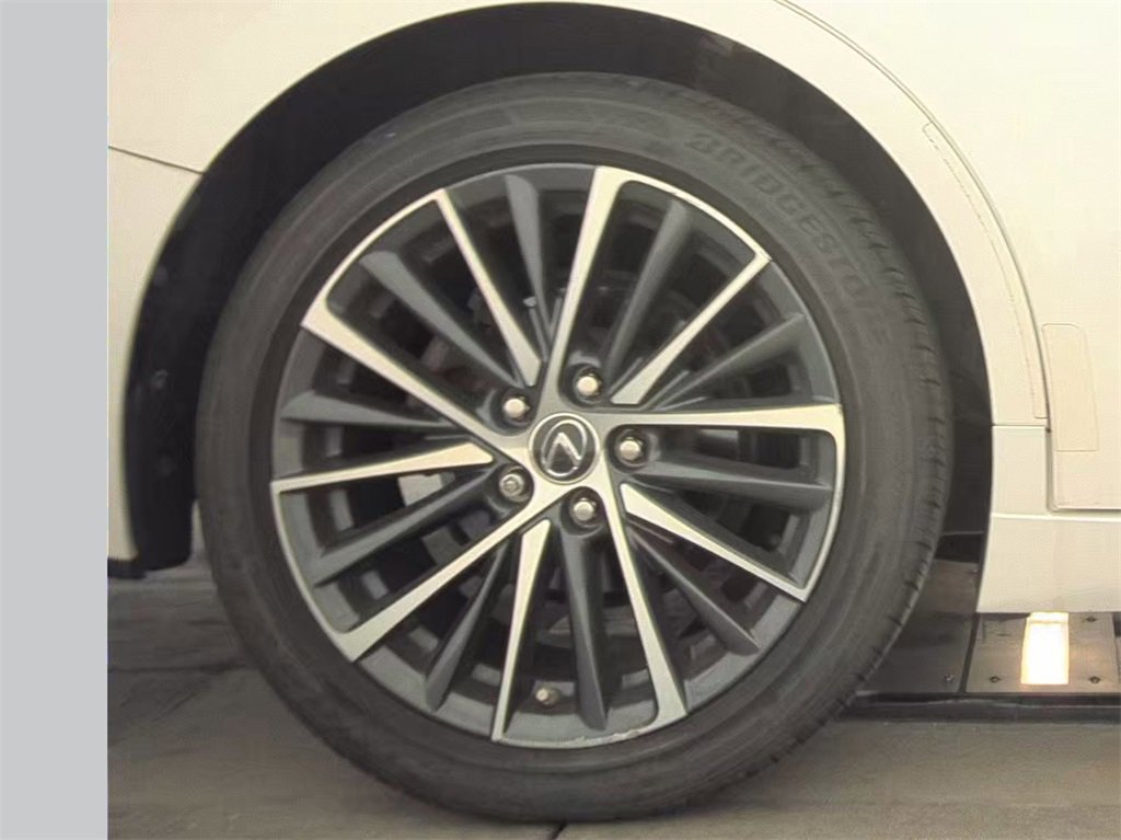 Used 2020 Lexus ES 350 Luxury w/ Accessory Package 2 image 12