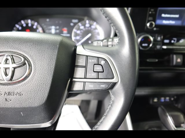 Used 2022 Toyota Highlander XSE AWD/4WD image 52