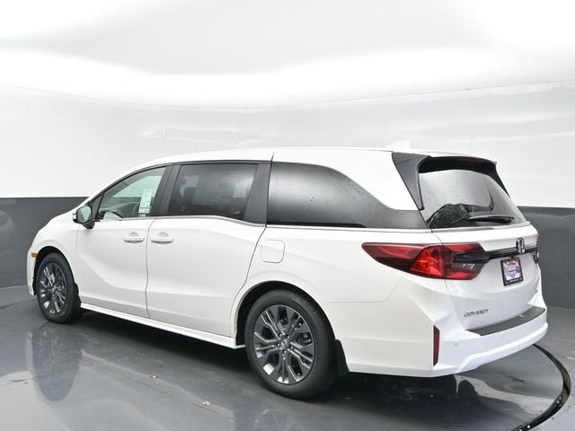 New 2026 Honda Odyssey Touring image 3