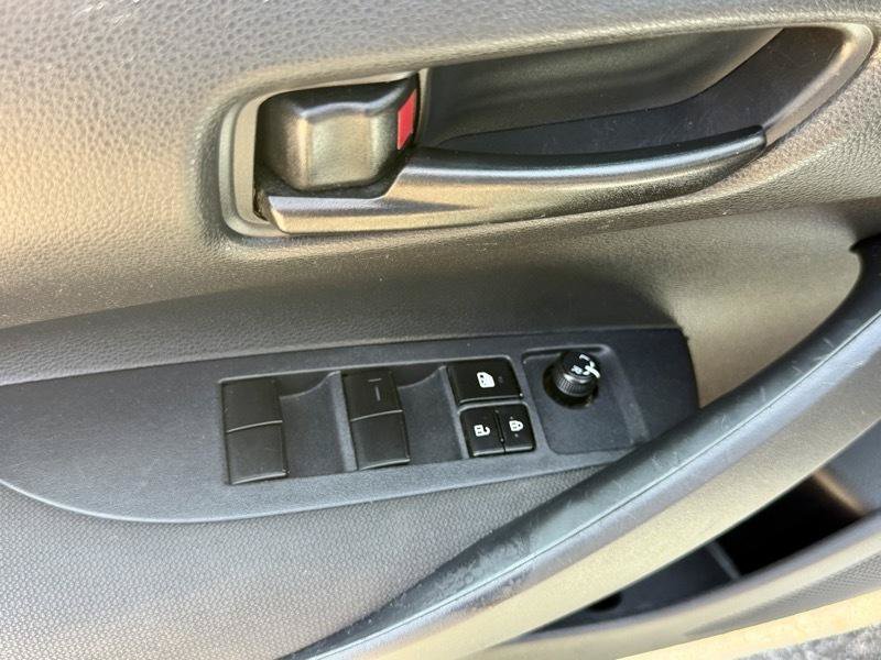 Used 2023 Toyota Corolla LE FWD image 8