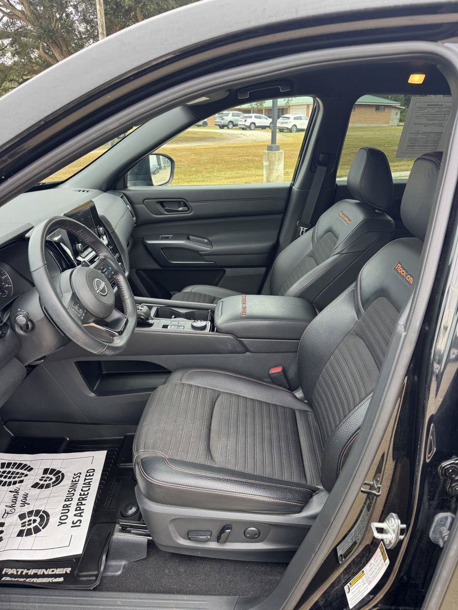 Used 2025 Nissan Pathfinder Rock Creek AWD/4WD image 12