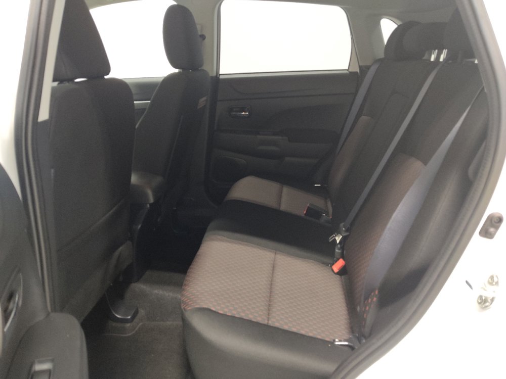 Used 2017 Mitsubishi Outlander Sport SE AWD/4WD image 18