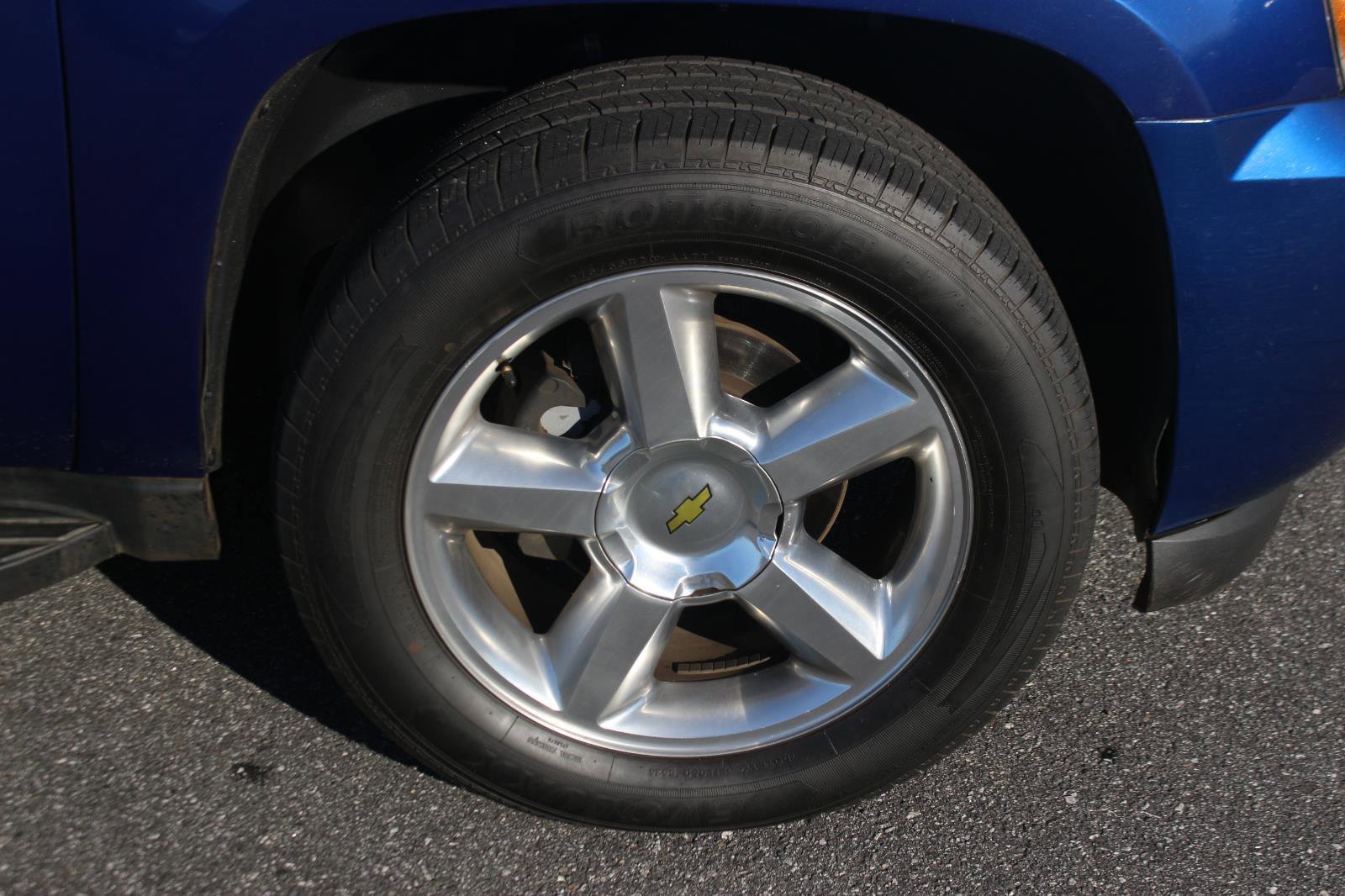 Used 2012 Chevrolet Suburban LTZ image 42